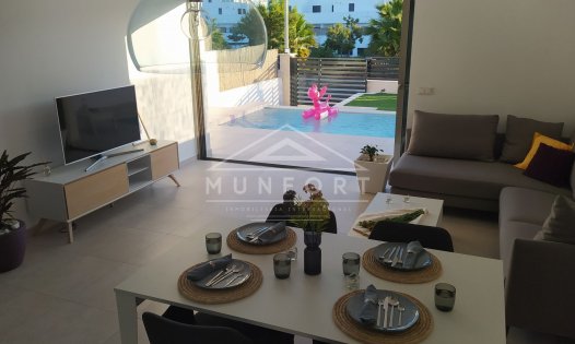 Resale - Villas -
Orihuela Costa - Villamartin