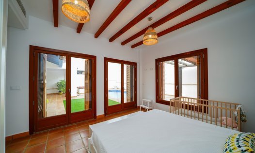 Resale - Villas -
Baños y mendigo - Baños y Mendigo