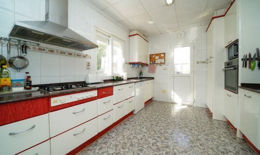 Resale - Villas -
Sucina