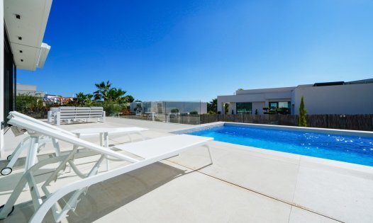 Resale - Luxury Villas -
Orihuela Costa