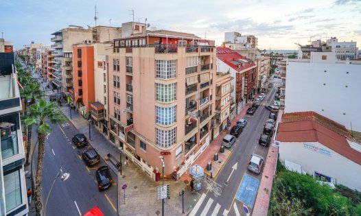 Resale - Apartments -
Torrevieja - Centro - Torrevieja