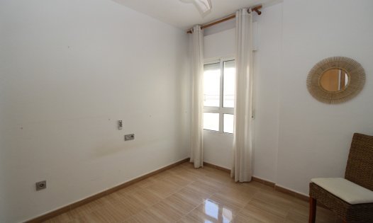 Segunda mano - Apartamentos -
Alcázares, Los - Los Alcázares