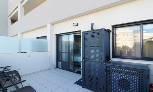 Segunda mano - Apartamentos -
Orihuela Costa - Villamartín