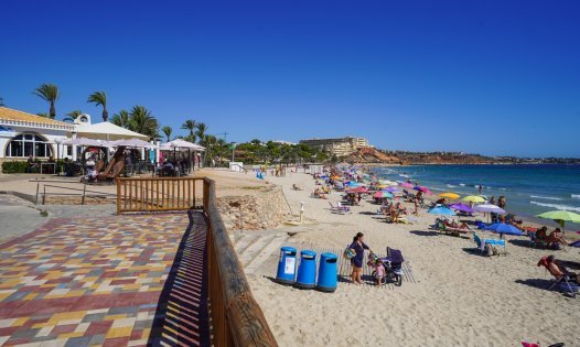 Wiederverkauf - Wohnungen -
Orihuela Costa - Dehesa de Campoamor