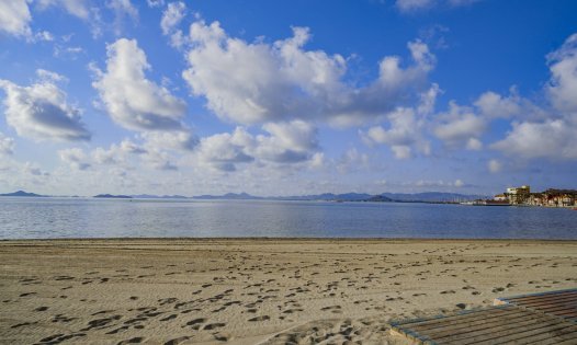 Segunda mano - Apartamentos -
Alcázares, Los - Los Alcázares