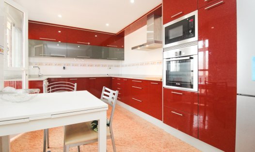 Resale - Semi-detached -
Los Urrutias