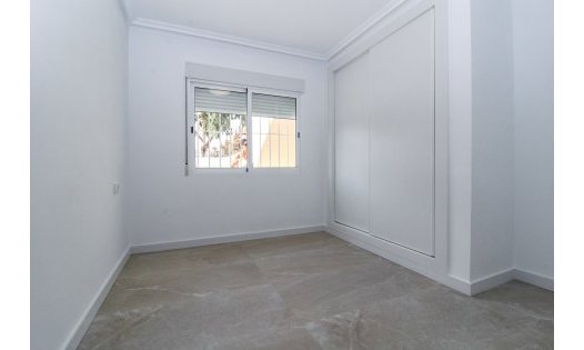 Resale - Bungalows -
Pilar de la Horadada - Torre de la Horadada