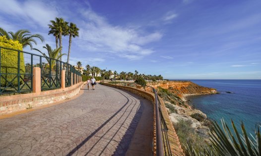 Resale - Luxury Villas -
Orihuela Costa - Cabo Roig