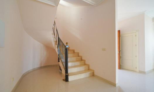 Resale - Luxury Villas -
Orihuela Costa - Cabo Roig