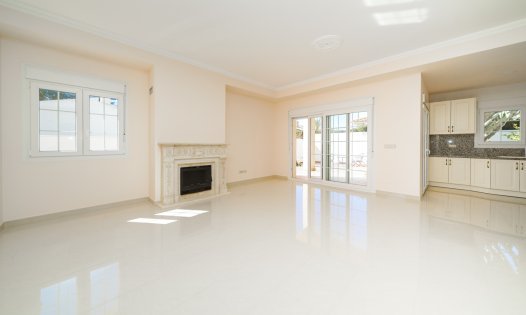 Resale - Luxury Villas -
Orihuela Costa - Cabo Roig