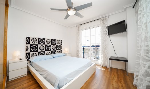 Resale - Apartments -
Pilar de la Horadada - Mil Palmeras