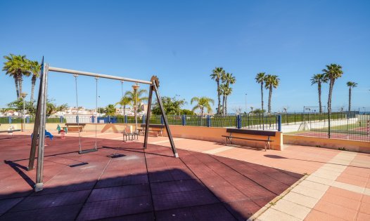 Resale - Apartments -
Pilar de la Horadada - Mil Palmeras