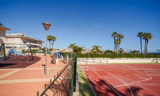 Resale - Apartments -
Pilar de la Horadada - Mil Palmeras