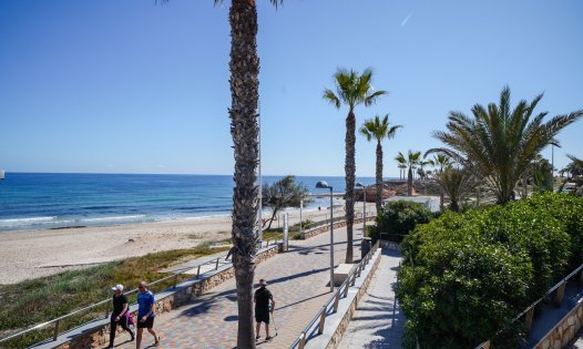 Resale - Apartments -
Pilar de la Horadada - Mil Palmeras