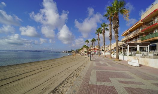 Återförsäljning - Villor -
Alcázares, Los