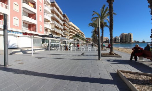 Återförsäljning - Lägenheter -
Torrevieja - Playa de los Locos