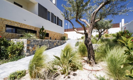 Herverkoop - Luxe villa's -
Finestrat - Sierra Cortina