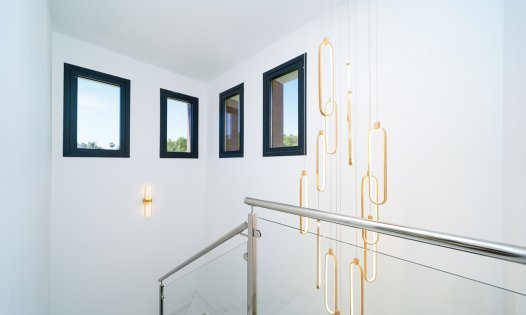 Herverkoop - Luxe villa's -
Finestrat