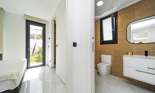 Herverkoop - Luxe villa's -
Finestrat