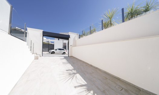 Herverkoop - Luxe villa's -
Finestrat