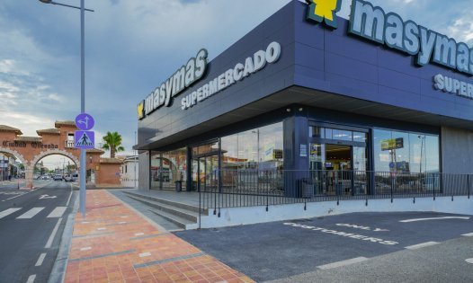 Videresalg - Villaer -
Rojales