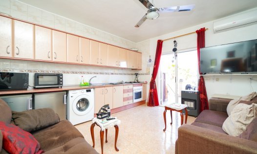 Videresalg -  Kommersiell eiendom -
Torrevieja - El Salado - Torrevieja