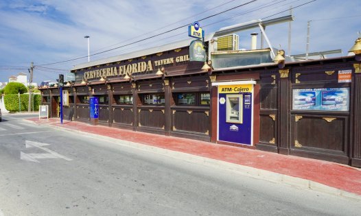 Videresalg -  Kommersiell eiendom -
Torrevieja - El Salado - Torrevieja