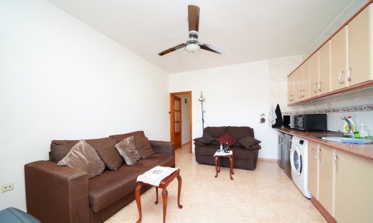 Videresalg -  Kommersiell eiendom -
Torrevieja - El Salado - Torrevieja