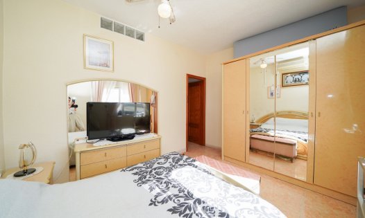 Videresalg -  Kommersiell eiendom -
Torrevieja - El Salado - Torrevieja