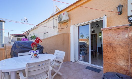 Videresalg -  Kommersiell eiendom -
Torrevieja - El Salado - Torrevieja