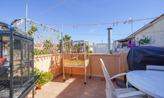 Videresalg -  Kommersiell eiendom -
Torrevieja - El Salado - Torrevieja