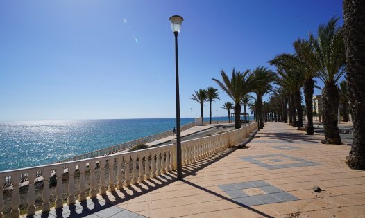 Resale - Villas -
Pilar de la Horadada - Torre de la Horadada