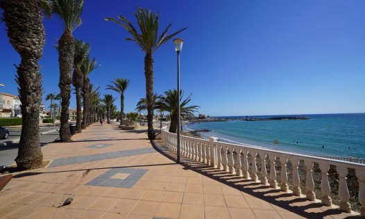 Resale - Villas -
Pilar de la Horadada - Torre de la Horadada