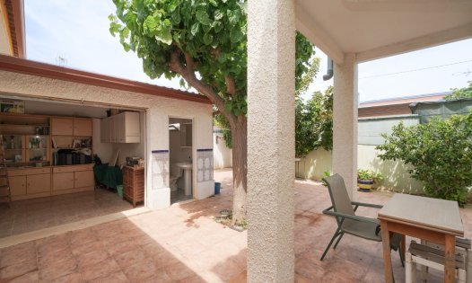 Resale - Villas -
Pilar de la Horadada - Torre de la Horadada
