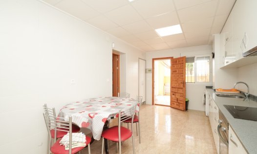 Resale - Villas -
Pilar de la Horadada - Torre de la Horadada