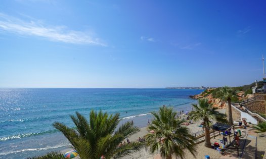 Resale - Apartments -
Orihuela Costa - Punta Prima