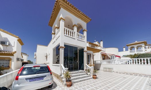 Resale - Villas -
Pilar de la Horadada - Pinar de Campoverde
