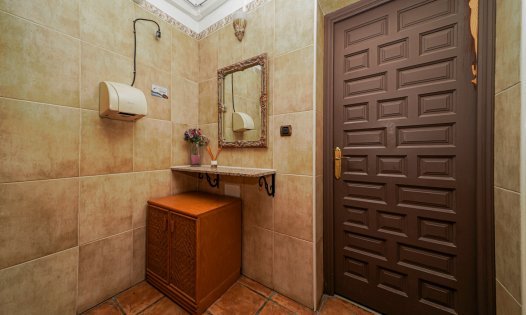 Resale - Commercial premises -
Murcia - GEA Y TRUYOLS