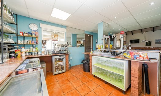 Resale - Commercial premises -
Murcia - GEA Y TRUYOLS