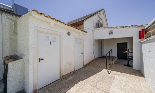 Resale - Commercial premises -
Murcia - GEA Y TRUYOLS