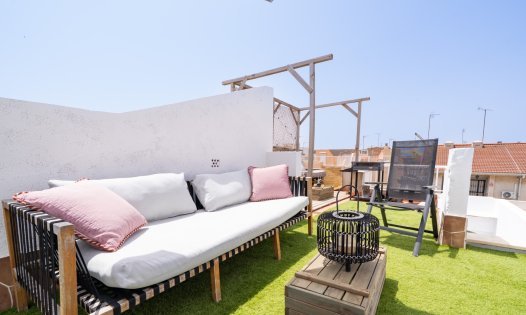 Herverkoop - Rijtjeshuizen -
San Pedro del Pinatar - Lo Pagán