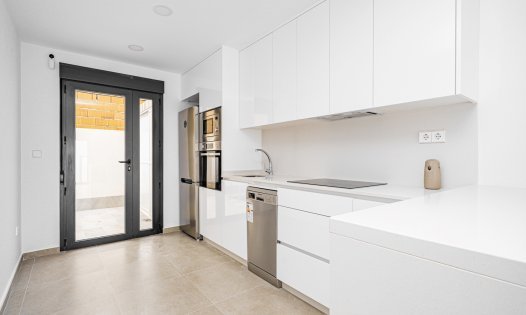 Segunda mano - Casas Adosadas -
San Pedro del Pinatar