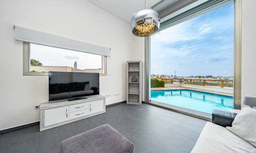 Resale - Villas -
Benijófar