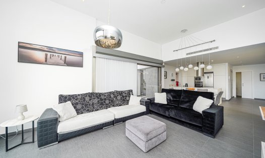 Resale - Villas -
Benijófar