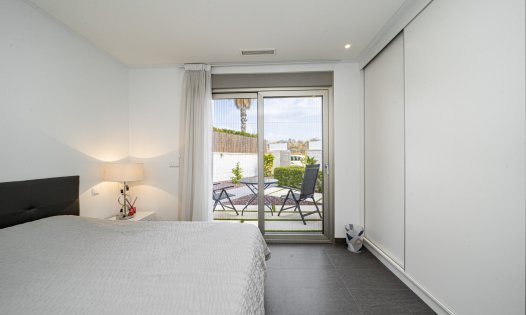 Resale - Villas -
Benijófar