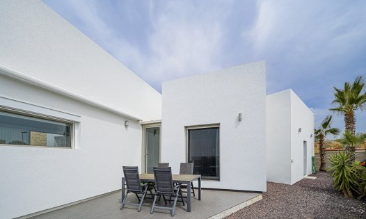 Resale - Villas -
Benijófar