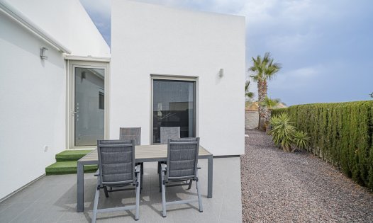 Resale - Villas -
Benijófar