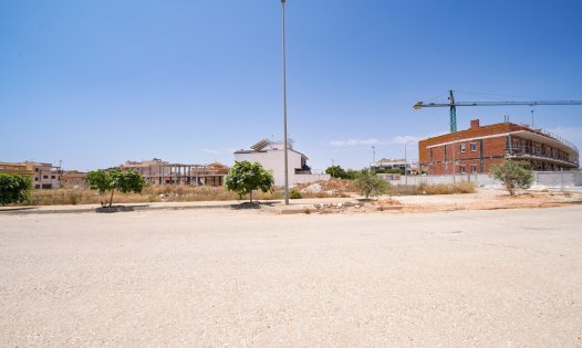 Resale - Plots -
Pilar de la Horadada