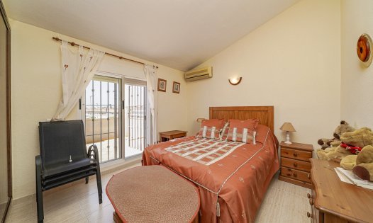 Segunda mano - Casas Adosadas -
Pilar de la Horadada - Torre de la Horadada