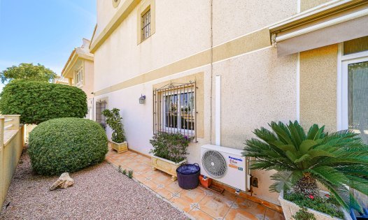 Segunda mano - Casas Adosadas -
Pilar de la Horadada - Torre de la Horadada